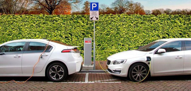 Im Jahr 2025 werden laut Schätzungen von Bosch rund 15 Millionen Neufahrzeuge 48-Volt-Hybride sein.