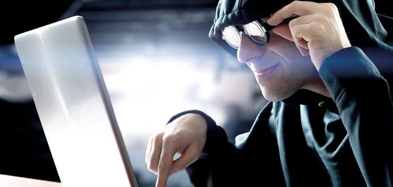 Hacker-Angriff: Vernetzte Autos sind in Gefahr.