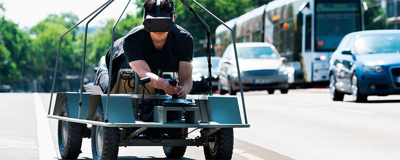 Die Welt durch die Augen eines autonom fahrenden Fahrzeugs sehen? – Mit dem Moovel-Lab-Projekt „Who wants to be a self-driving-car“ ist das möglich.