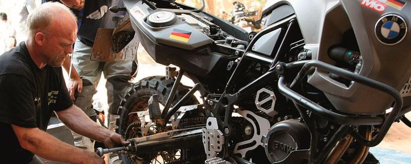 Wer beim Einmotten einen größeren Aufwand betreibt, wird mit einem fitten Motorrad im Frühjahr belohnt.
