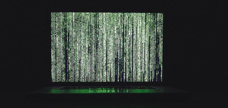 Da Safety und Security zum Teil unterschiedliche Regelsätze und Protokolle verwenden, zogen es Softwareentwickler in der Vergangenheit vor, eines der beiden über das andere zu priorisieren – meist zu Lasten der Security. Doch das ist nicht zwingend nötig.