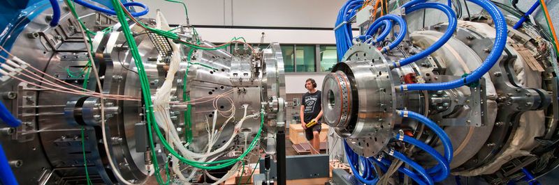 Ausgezeichnet wird der Prüfstand unter anderem durch die Luftmenge, die durch die Turbine strömen kann, der sogenannte Massen- oder Volumenstrom. Dieser fällt mit bis zu 10 kg/s sehr hoch aus und nimmt damit weltweit eine Spitzenposition ein.