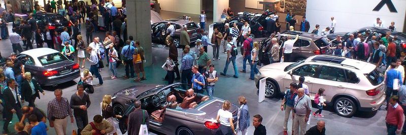 At the IAA, Kirchhoff Automotive presented a hybrid battery housing in lightweight design for pure electric vehicles.