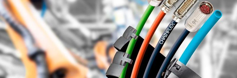 Igus vereint als Systemanbieter alles unter einem Dach, inklusive Entwicklung und Projektmanagement sowie Konfektion und Montage: Ein Readychain Modul ist ein Zusammenschluss aus einer Kunststoff-Kette, Leitungen, Steckverbindern, Anbauteilen, Blechen und Schlauchleitungen.