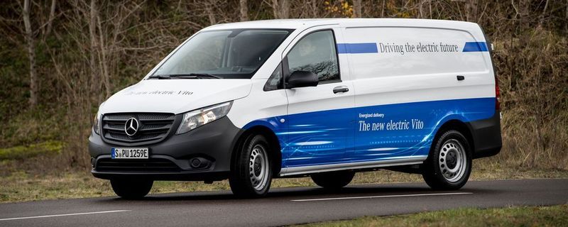 Mercedes-Benz Vans plant in den kommenden Jahren die Elektrifizierung aller gewerblichen Baureihen. Den Auftakt macht der „eVito“ mit einem Preis von 39.990 Euro.