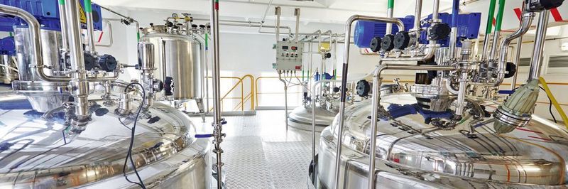Bedienlösungen mit einem modernen Oberflächen-Design sind bei Phoenix Contact auch für explosionsgefährdete Bereiche verfügbar.