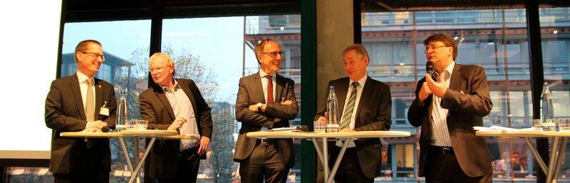 Kommt die Chemie aus dem Schornstein? Angeregte Diskussionen auf der Carbon2Chem-Konferenz in Düsseldorf.