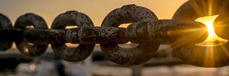 Welches Potential steckt in der Blockchain-Technologie? Was sind die relevanten Anwendungsbereiche und wo bestehen aktuell die größten Hürden? Wir haben Dr. Heinrich Arnold, CEO der Technologieberatung Detecon um eine Einschätzung gebeten.