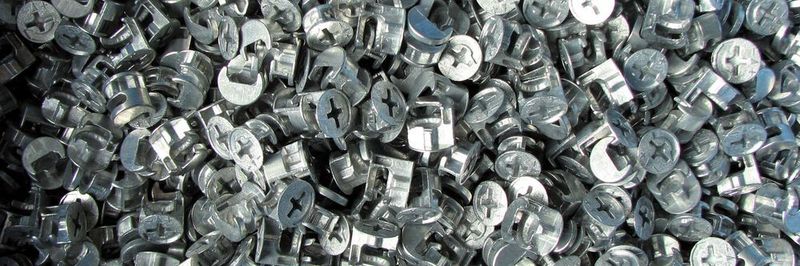 Parts made of die cast zinc are used in many and partially very widely used applications.