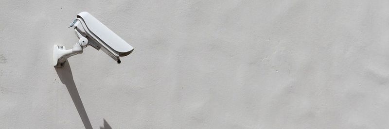 Unternehmen sollten bei Gebäude- und Objjektsicherheit nicht davor zurückschrecken, sich professionell beraten zu lassen, wie sie es auch in Sachen IT-Security tun.