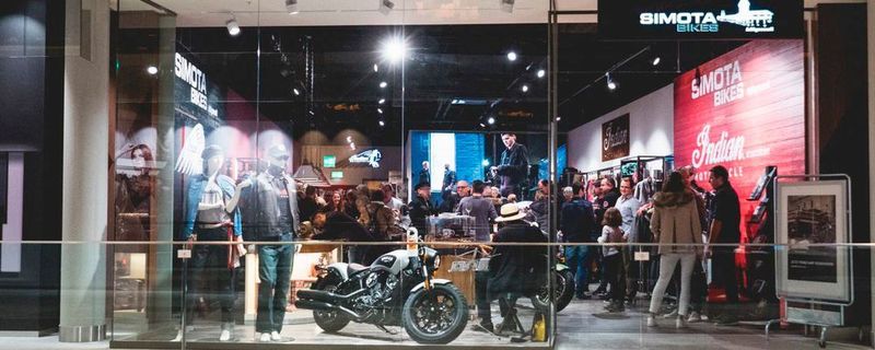 Für sechs Monate ein Shop in der Mall of Switzerland: Indian Pop-up-Store operated by Simota Bikes.