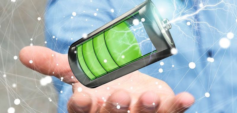 Herausforderung Akku: Forscher wollen den Lithium-Ionen-Akku der Zukunft entwickeln, der extrem kompakt und leistungsfähig sein soll.