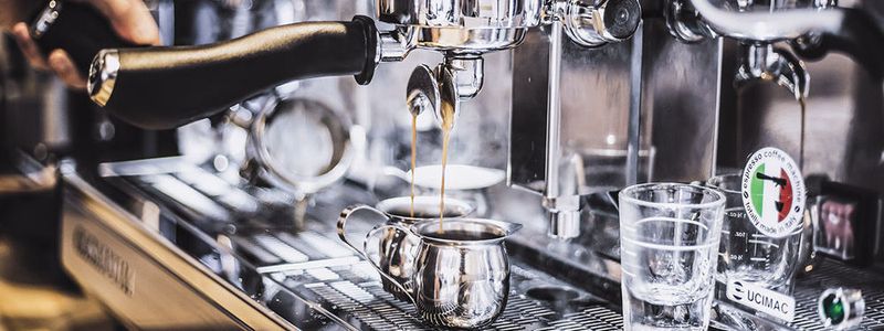 Eine Appliance, in der Abbildung eine Kaffeemaschine, ist auch in der IT eine Ein-Zweck-Vorrichtung.