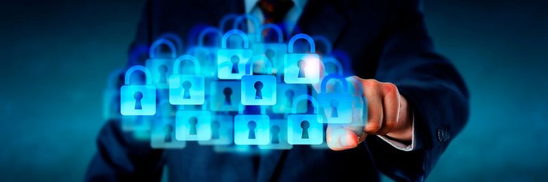 Sicherheit in der Open Telekom Cloud: Neben zahlreichen Zertifizierungen stehen umfangreiche Security-Funktonen und -Services zur Verfügung.