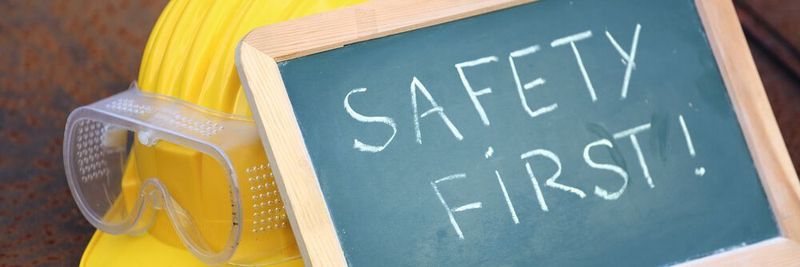 Safety First ist leichter gesagt als getan. Vor allem, weil die Entwicklung von Sicherheitssystemen im Umfeld der vernetzten Fabrik noch weiter an Komplexität zunehmen wird.