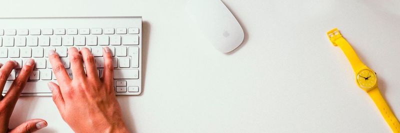 Quickly find contact details of all UIB Group offices