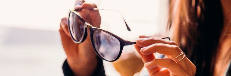 Setzen Sie sich die Nutzer-Brille auf: Um relevanten Contentfür Ihre Zielgruppe zu erstellen, hilft es, sich in die Zielgruppe hineinzuversetzen. Stellen Sie sich die Frage, welche Inhalte wann für wen nützlich sind.