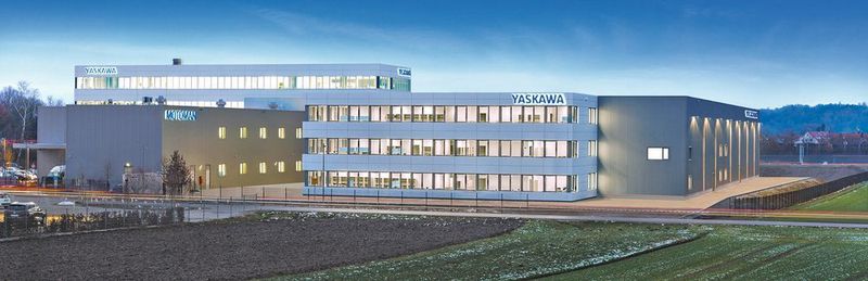 Der 7,8 Mio. Euro teure Erweiterungsbau ist als Energieeffizienz-Haus gemäß dem Standard KfW 55 konzipiert und bezieht den Energiebedarf zu weiten Teilen aus erneuerbaren Quellen.