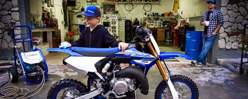 Da dürften Nachwuchsfahrer mit der Zunge schnalzen: die neue Yamaha YZ 65.
