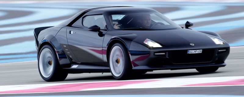 Eine bereits vor Jahren angedachte Produktion des New Stratos als Hommage an den Siebzigerjahre-Sportwagen Lancia Stratos wurde aufgrund des Vetos von Ferrari gestoppt.