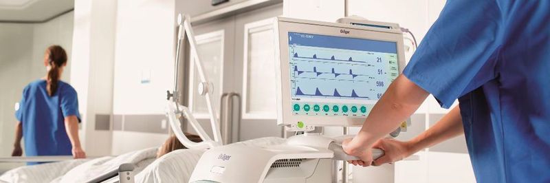 Moderne Medizintechnik auf der Intensivstation eines Krankenhauses überzeugt durch hohe Funktionalität, einfache Bedienung und gutes Design.
