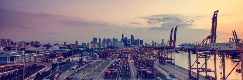 Dank der Digitalisierung boomt die Wirtschaft – wie aber schlägt sich das auf die Gehälter nieder? Wir fragen nach.