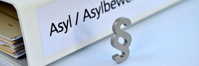 Infrastruktur und Verfahren für die frühzeitige, einheitliche Registrierung von Asyl- und Schutzsuchenden