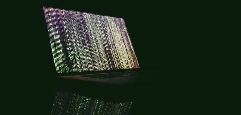 In modernen Embedded Systemen sollte Code-Integrität vom Reset bis in den Kernel des (Linux-)Systems selbst gewährleistet sein.