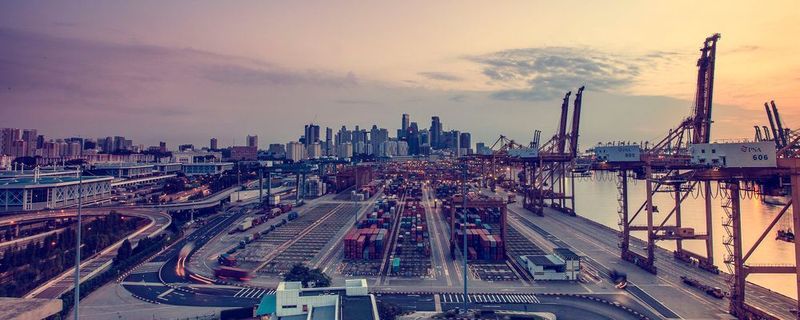 Dank der Digitalisierung boomt die Wirtschaft – wie aber schlägt sich das auf die Gehälter nieder?
