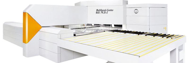 Multibend-Center von RAS: ein hochautomatisiertes Blechbiege-Center, hier als CAD-Modell.