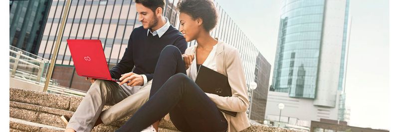 Bei hochklassigen Business-Notebooks gewinnt das Design eine wachsende Bedeutung. Fujitsu reagiert auf diesen Trend mit dem schlanken und schicken Lifebook U938.