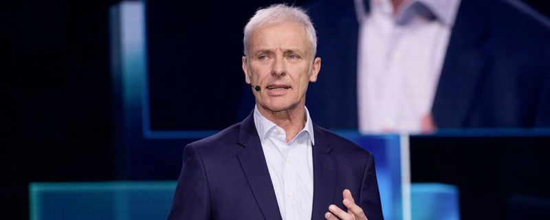 „Grundsätzlich verschließen wir uns der Einführung einer Blauen Umweltplakette nicht“, sagte VW-Chef Matthias Müller.