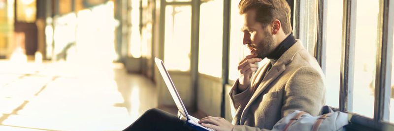 Können Chatbots auch im B2B Lead Management eine sinnvolle Unterstützung sein? Das wollten wir von Philipp Schubert, integr8 Media, erfahren.