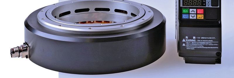 Mit dem LD-Drive erhalten die Kunden die komplette aufeinander abgestimmte Baugruppe aus Leichtbaulager, Torquemotor und Steuerung.