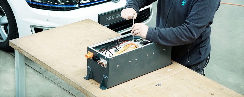 Ergebnis der Berylls-Studie: Zuviele Batteriepack-Fertigungskapazitäten für zu wenige E-Autos.