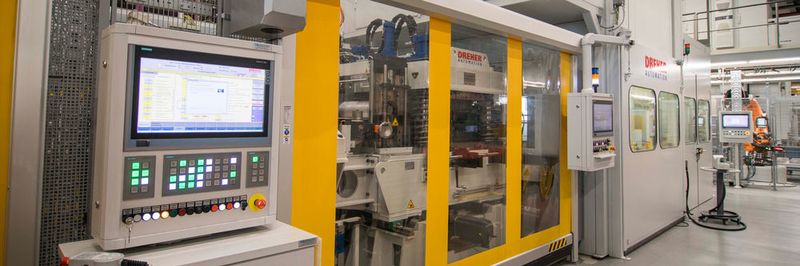 Diese Rondenstanzanlage stellt 10 mm dicke Blechronden aus Aluminium her.