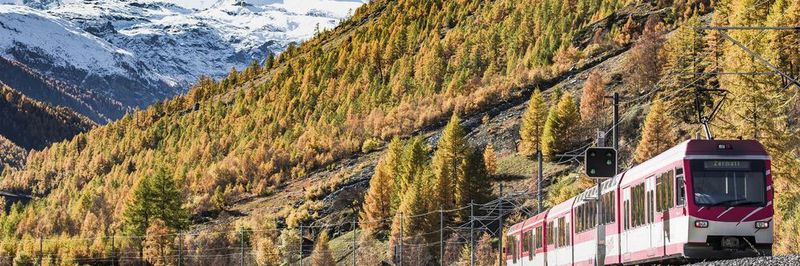 Mit mehr als acht Mio. beförderten Personen pro Jahr gehört die Matterhorn Gotthard Bahn zum größten Transportunternehmen in der Schweiz.