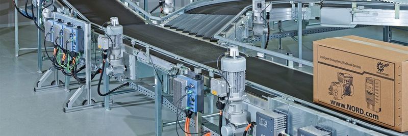 Durch schrittweise Weiterentwicklung der dezentralen Antriebe ist der Feldverteiler Nordac Link/SK 250E entstanden, zugeschnitten auf Anwendungen in der Förder- und Handhabungstechnik.