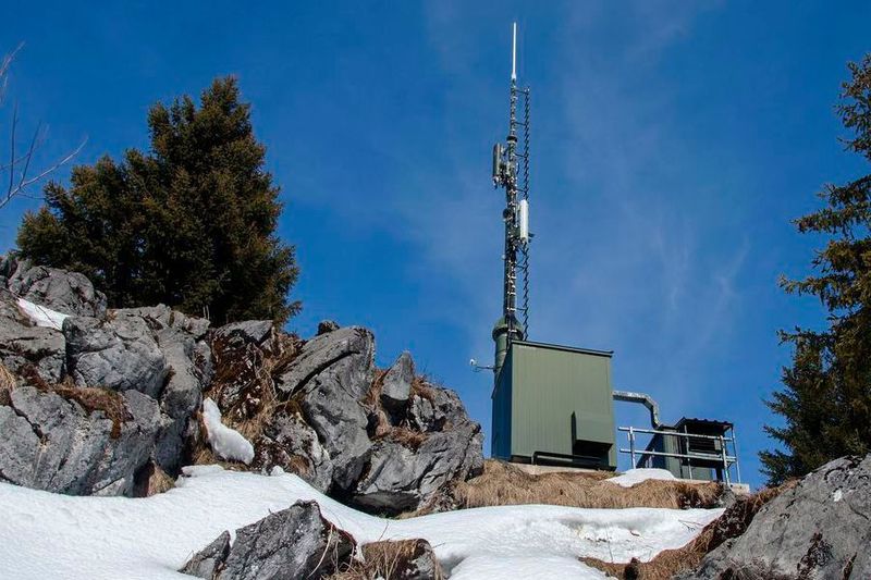 Weit verbreitet: GSM-Basisstationen sorgen auch an entlegenen Orten für eine recht gute Funkabdeckung. Doch die Tage der alten Technik sind gezählt.