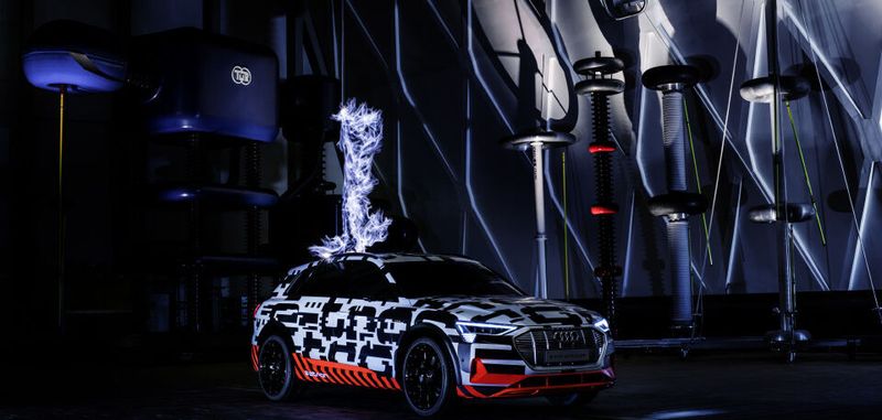 Der Audi e-tron-Prototyp im Faraday‘schen Käfig des Siemens-Schaltwerks Berlin