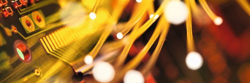 Die Neuausrichtung auf Power & Control hatte Schneider Electric 1996 abgeschlossen. Um die Jahrtausendwende folgte die Transformation zum globalen Spezialisten für Automation und Energiemanagement.