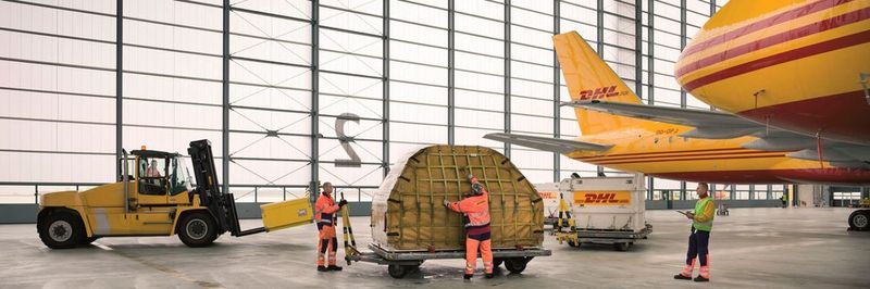 DHL least die Boeing 747-400 für sein neues Angebot in Form eines Aircraft, Crew, Maintenance and Insurance-(ACMI-)Vertrags über Atlas Air.
