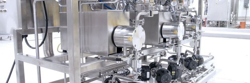 Process chromatography requires a pump technology that features low-pulsation and low-shear operation even when encountering variable flow rates and pumping pressures.