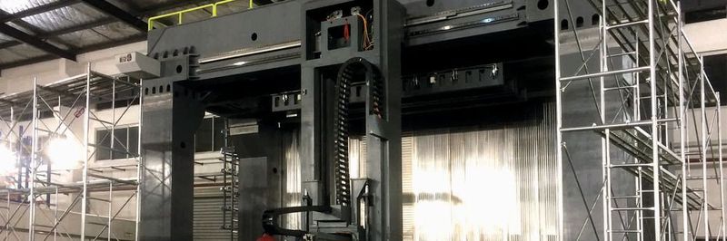 Die Konstruktion einer Rückwand in dieser Größe war eine Premiere für die Hema-Ingenieure.