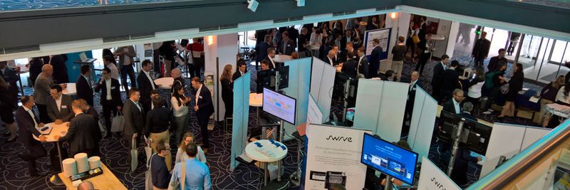Viel Zuspruch fand b.telligents BI-Kongress 2018 mit Ausstellung in München – 3D-Sonden im Türbereich, die das Start-up Sensalytics angebracht hatte, zählten die Besucher.