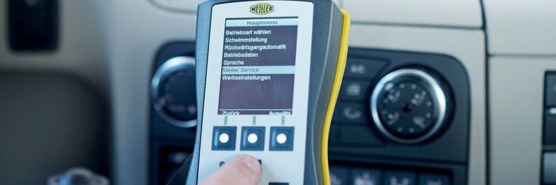 Eine intuitive Menüführung zeichnet das überarbeitete Bedienkonzept von Meiller aus.