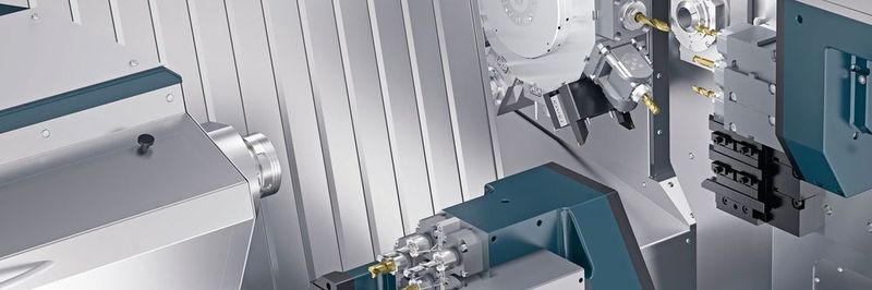 Aufgrund des zusätzlichen Revolvers kann die Swissdeco bis zu 36 zusätzliche Werkzeuge aufnehmen. Der Revolver verfügt über 12 Plätze und kann pro Platz mit bis zu 3 Werkzeugen bestückt werden. Auch angetriebene Werkzeuge können eingespannt werden.