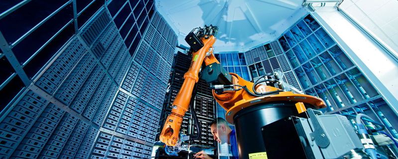 Moderne Sensortechnik unterstützt die Arbeitssicherheit.