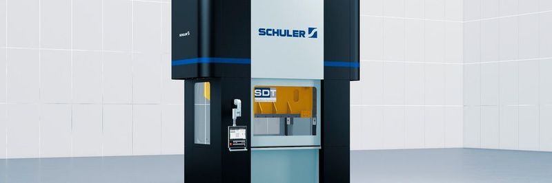 Der Doppelpleuel-Stanzautomat MSP 200 ergänzt die Fertigung bei Vogt & Käfer in Esslingen.