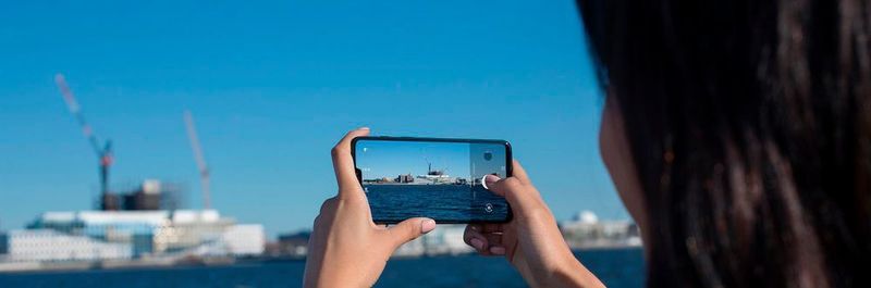 Das One Plus 6 hat ein 6,28 Zoll großes Display und arbeitet mit einem Snapdragon 845 Prozessor von Qualcomm.